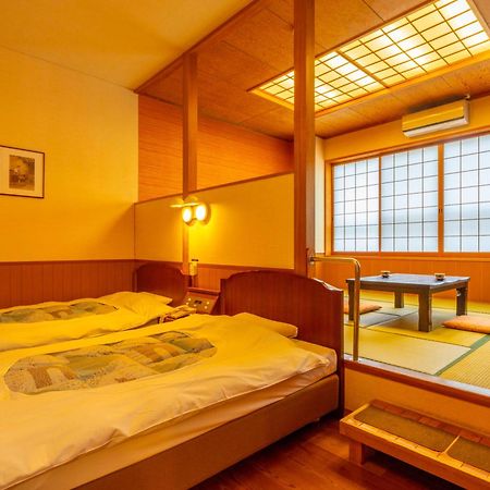 Hotel Yawaragi-no-Sato Yadoya Yufu Camera foto