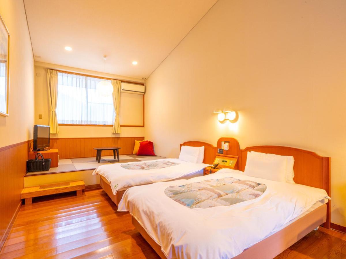 Hotel Yawaragi-no-Sato Yadoya Yufu Esterno foto